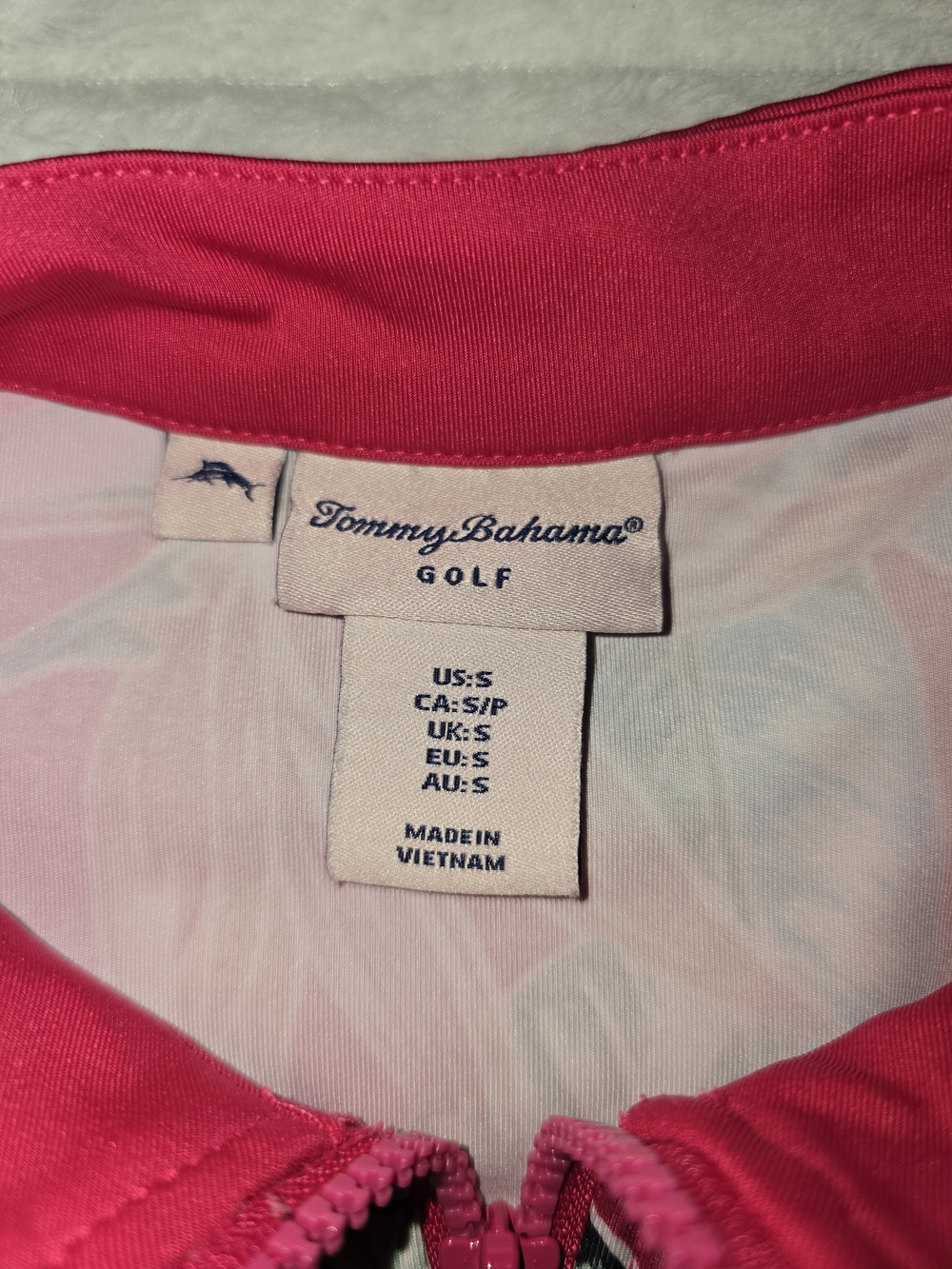 Tommy Bahama Golf Dress. Side Slit Pockets & Coordinating Bike Shorts. - Picture 2 of 8